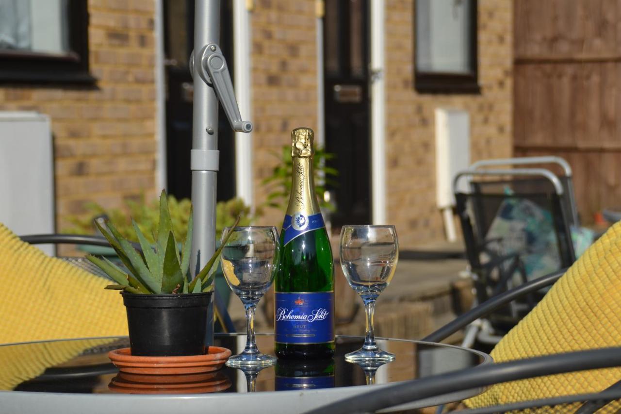 Epicsa - Family & Corporate Stay Mews Apartments With Free Parking CBG Exteriör bild